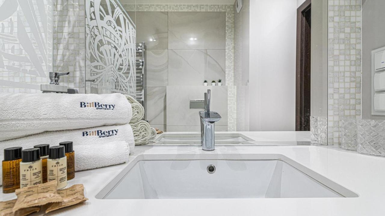 Apartment 16th Floor Sea View - Billberry Danzig